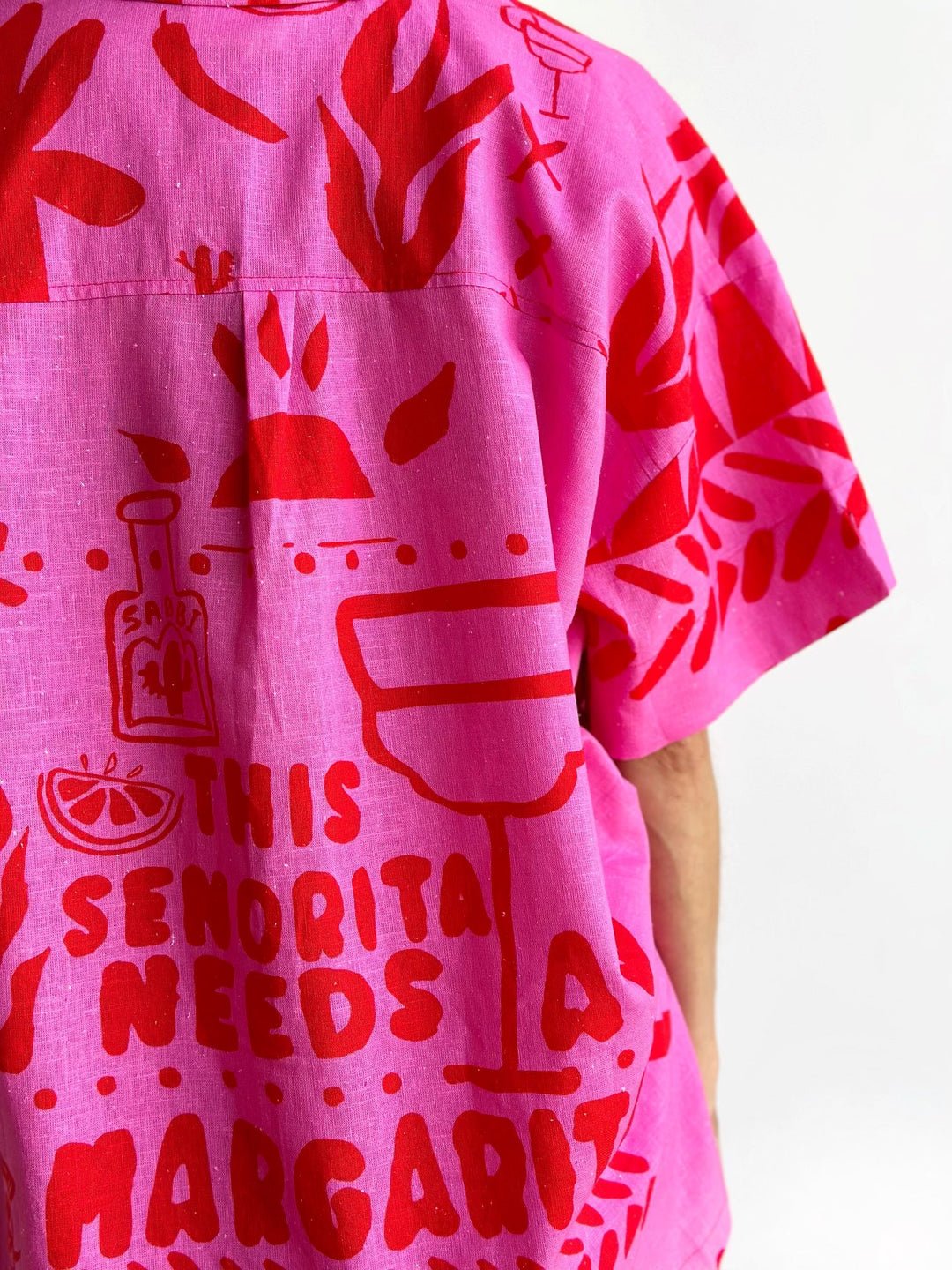 Chic Castro Summer Ensemble for Stylish Occasions