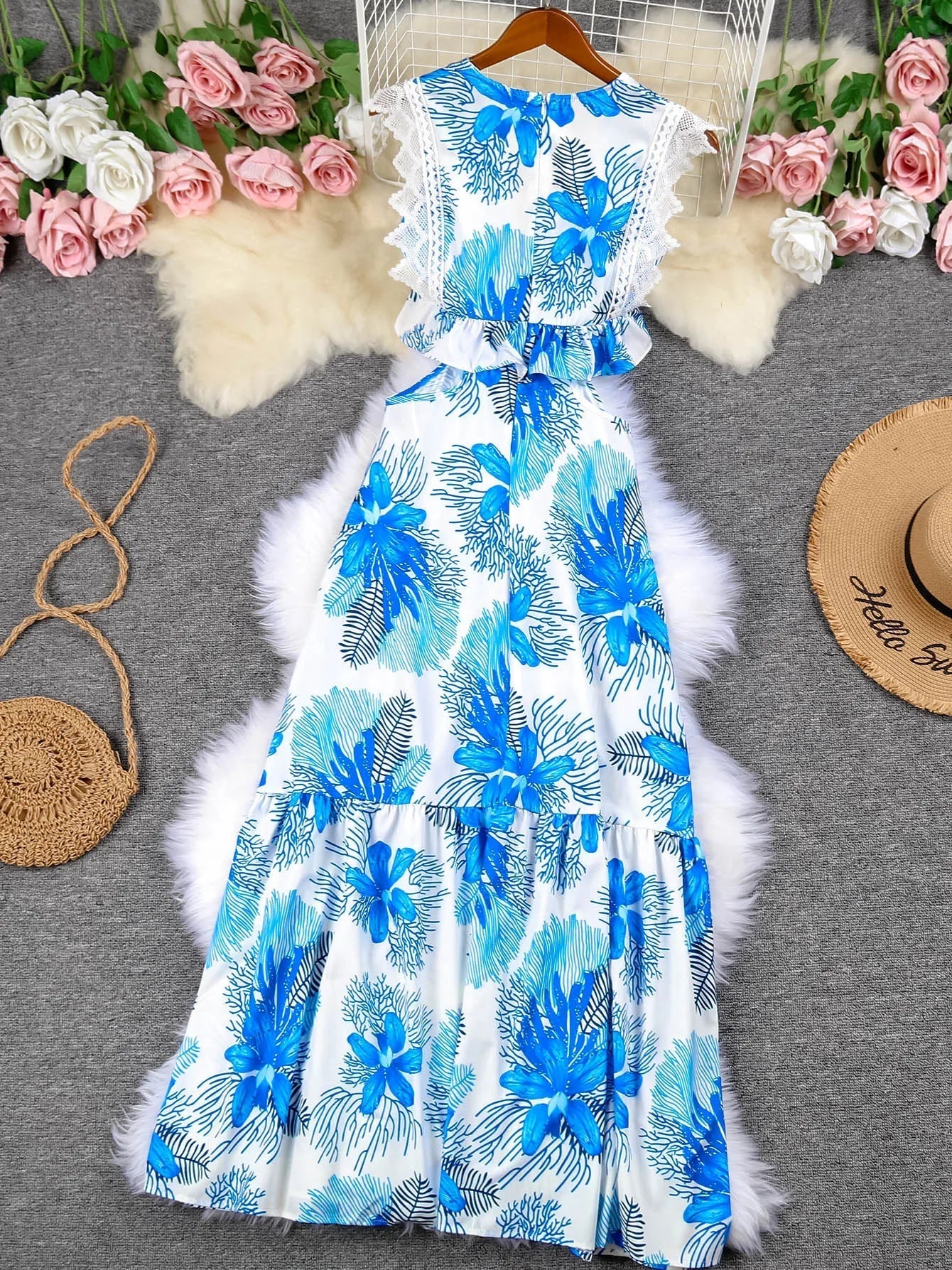 Trendy Sleeveless Lace Wedding Guest Dress