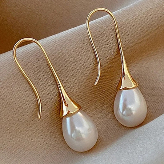 Helena Classic Pearl Studs